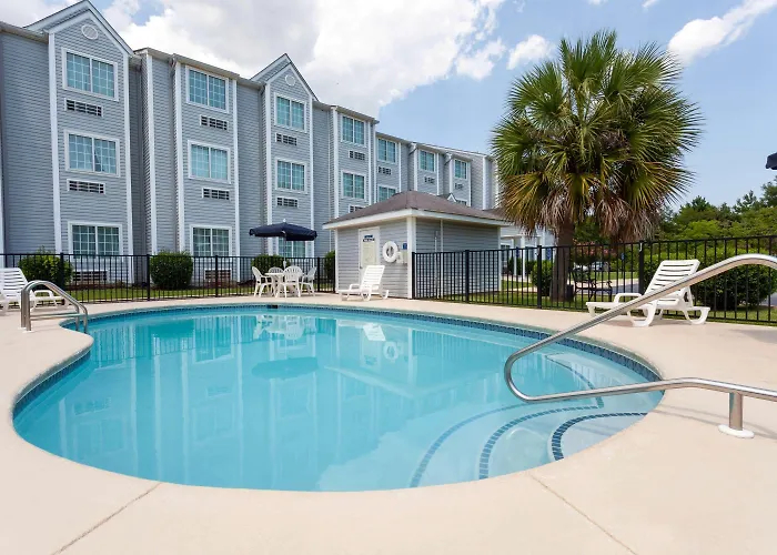 Microtel & By Wyndham 3*