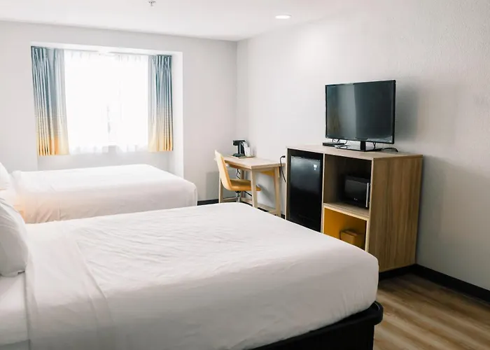 Microtel & By Wyndham