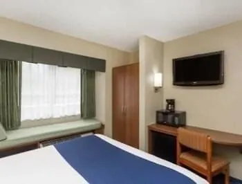 Microtel & By Wyndham Hotel