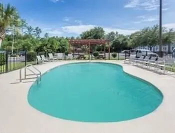 Microtel & By Wyndham Hotel Gulf Shores