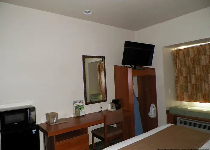 Hotel Microtel & By Wyndham 3*